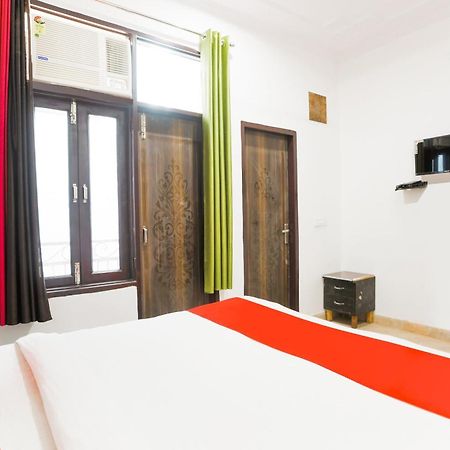 Hotel O Welcome Residency Гургаон Экстерьер фото