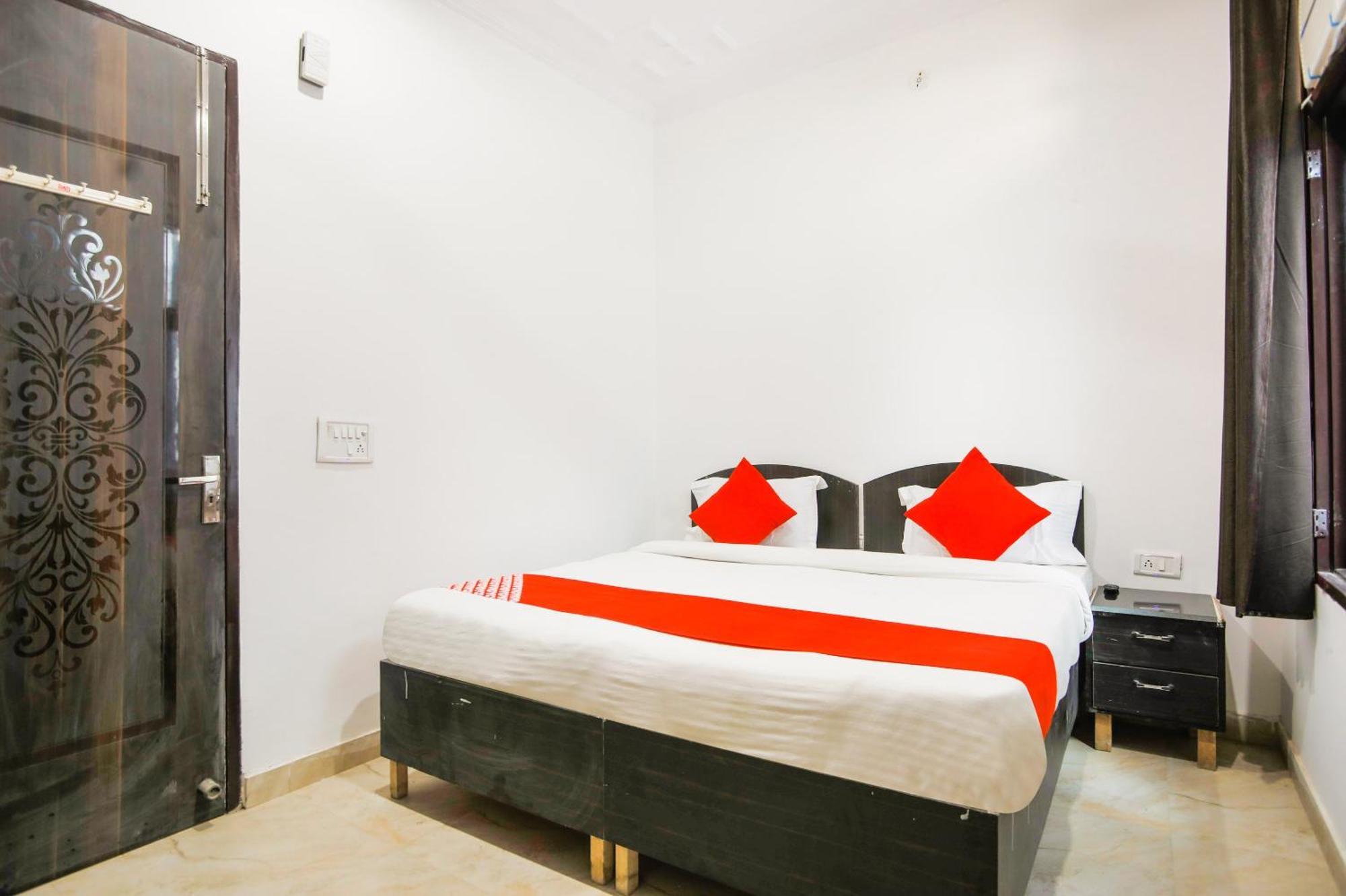 Hotel O Welcome Residency Гургаон Экстерьер фото